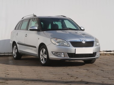 Skoda Fabia II , Navi, Klima, Tempomat, Parktronic,ALU-1