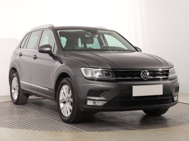 Volkswagen Tiguan , Salon Polska, Serwis ASO, DSG, Navi, Klimatronic, Tempomat,-1