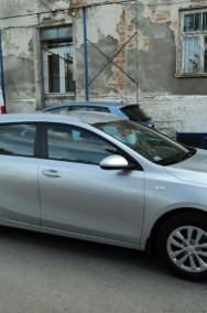 Kia sprzedam ładnego KIA CEED z 2020r 1.4 B 136 KM SAMOCHÓD NOWY udzi-2