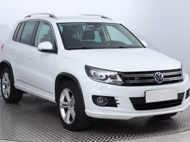 Volkswagen Tiguan , Salon Polska, Serwis ASO, DSG, Navi, Xenon, Bi-Xenon,-1