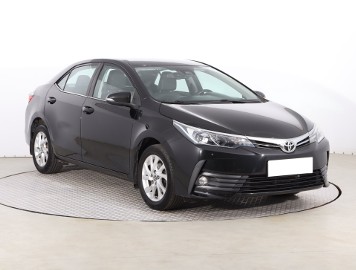 Toyota Corolla XI , Salon Polska, Klima, Tempomat