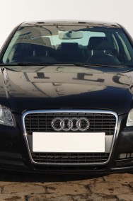 Audi A4 II (B6) , Navi, Klimatronic, Parktronic-2