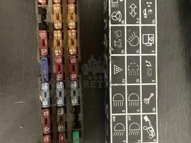 Claas ranger centrala elektryczna bezpieczników-1