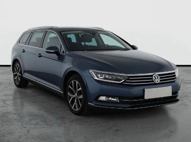 Volkswagen Passat B8 , Salon Polska, Automat, Skóra, Navi, Klimatronic, Tempomat,-1