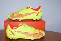 Buty piłkarskie nike jr vapor 14 club fg/mg 35,5