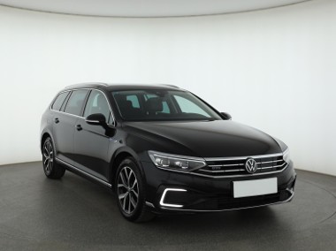 Volkswagen Passat B8 , Salon Polska, 1. Właściciel, Automat, VAT 23%, Skóra, Navi,-1
