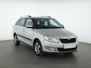 Skoda Fabia II , Navi, Klima, Tempomat, Parktronic,ALU-1