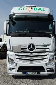 Mercedes-Benz actros-2