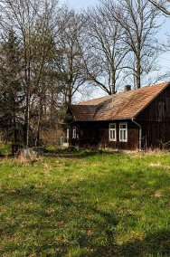 Drewniany dom do odrestaurowania w miejsc. Pawęzów-2