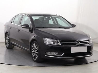 Volkswagen Passat B7 , Salon Polska, Serwis ASO, Navi, Xenon, Klimatronic,-1