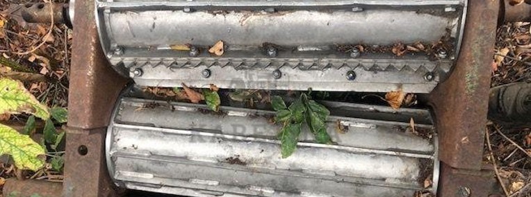 Sieczkarnia John Deere 7200 | 7300 | 7400 | 7500 | 7600 | 7700 | 7800 - Walce Wciągające Detektor-1