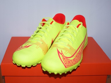 BUTY PIŁKARSKIE NIKE MERCURIAL VAPOR 14 CLUB TF 42,5 CV0985 760-1