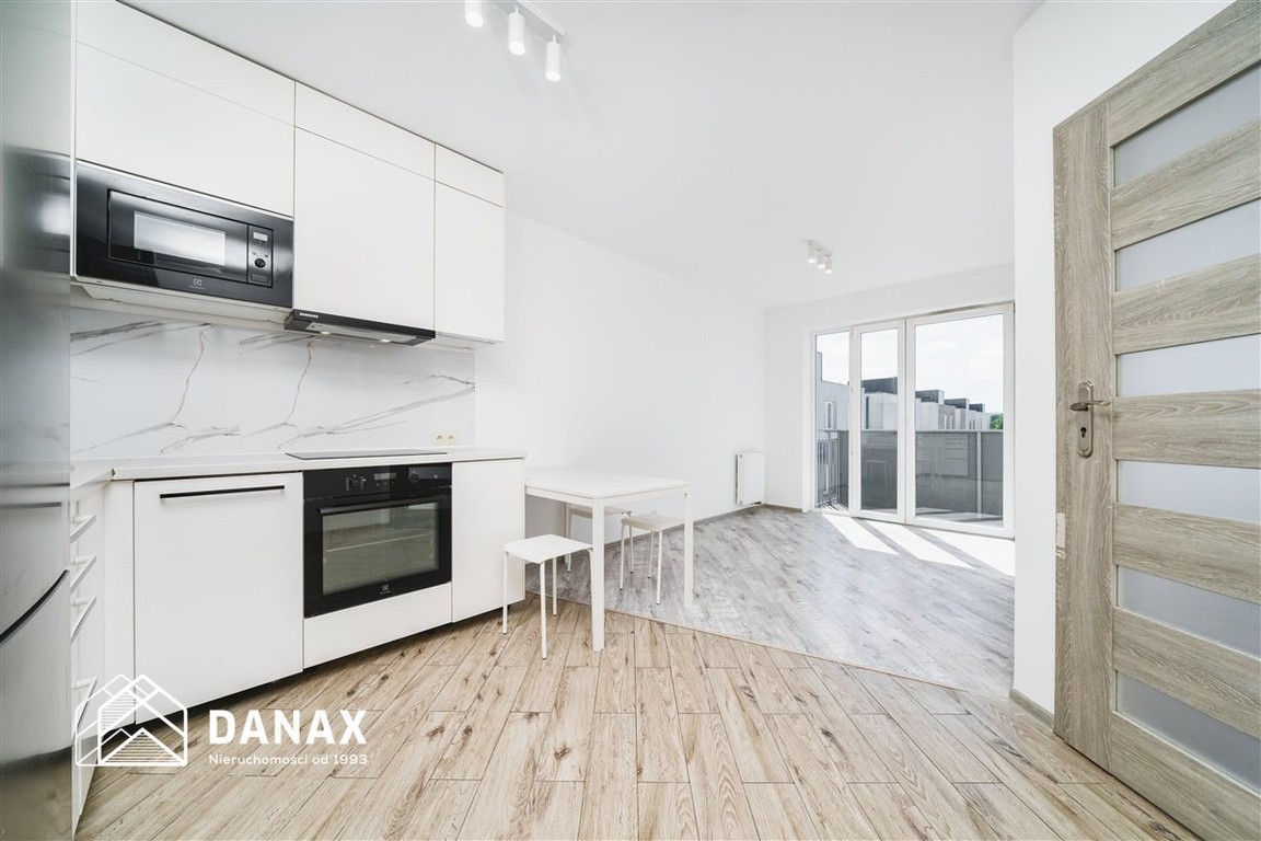 4 pokoje | balkon 8m² | parking | Złocień