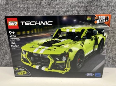 LEGO Mustang Shelby GT500 42138 – Świąteczny Must-Have pod Choinkę!-1