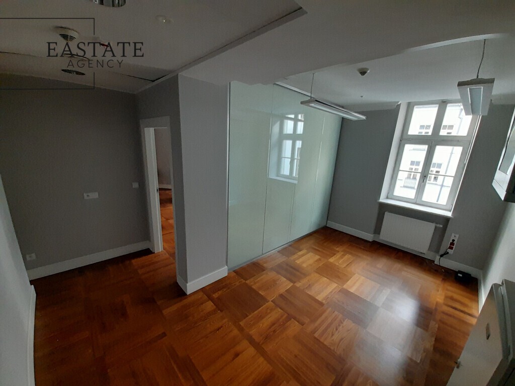 Biuro do wynajęcia niedaleko Dworca Centralnego. – další
