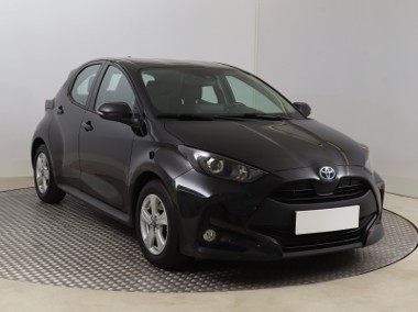 Toyota Yaris IV , Salon Polska, Serwis ASO, Automat, VAT 23%, Klimatronic,-1