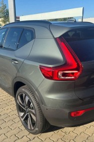Volvo XC40 B4 Plus Dark 2.0 B4 Plus Dark (211KM) Dach panoramiczny-2