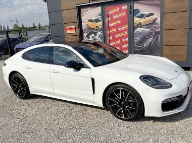 Porsche Panamera-1