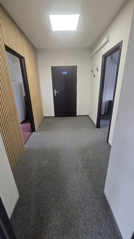 Lokal biurowy 80m 3 pokoje łazienka 2 piętro Rzeszów - Widok 6