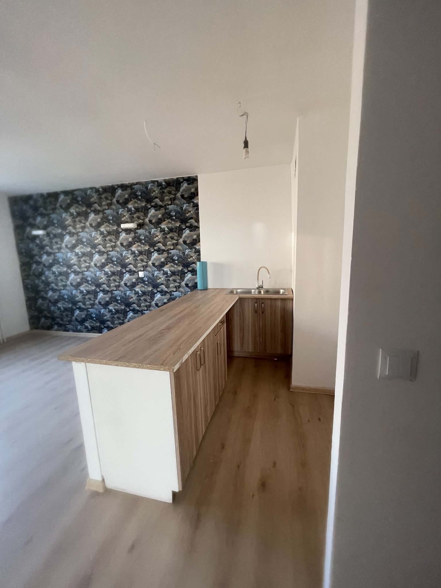 3 pokojowe mieszkanie, Spóldzielców