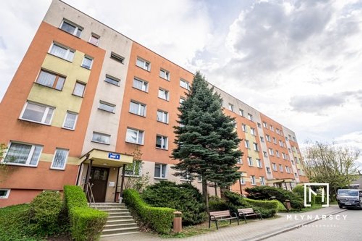 Dwupokojowe mieszkanie z ciekawym rozkładem - Widok 2