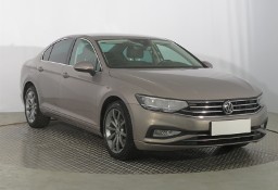 Volkswagen Passat B8 , Salon Polska, 1. Właściciel, Serwis ASO, Automat, VAT 23%,