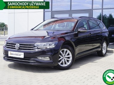 Volkswagen Passat B8 2 kpl.kół, TopLed, Kamera, Navi, Climatronic, Łopatki, Alu, GWARNACJ-1