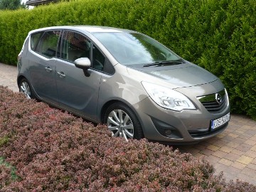1.4 benz. 120 km Klima tempomat czujnik zmierzchu