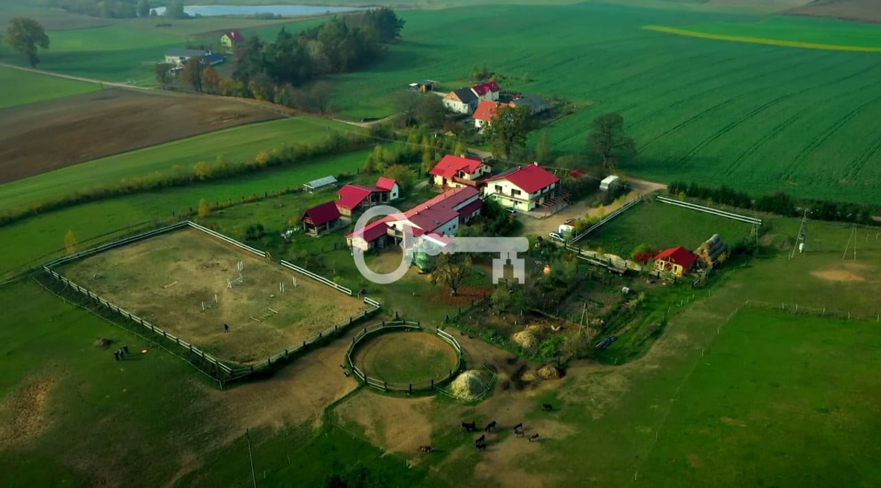 Dom na sprzedaż, 9 pokoi, 515 m², Bochlin