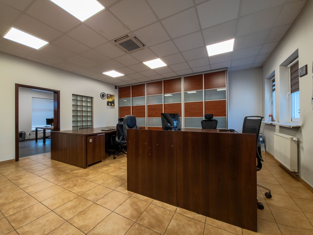 biuro na sprzedaż