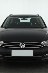 Volkswagen Passat B8 , Automat, Navi, Klimatronic, Tempomat, Parktronic,-2