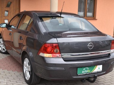 Opel Astra H 1,6 benz. Sedan/Limuzyna Podg.Fotele Klimatronik T-1