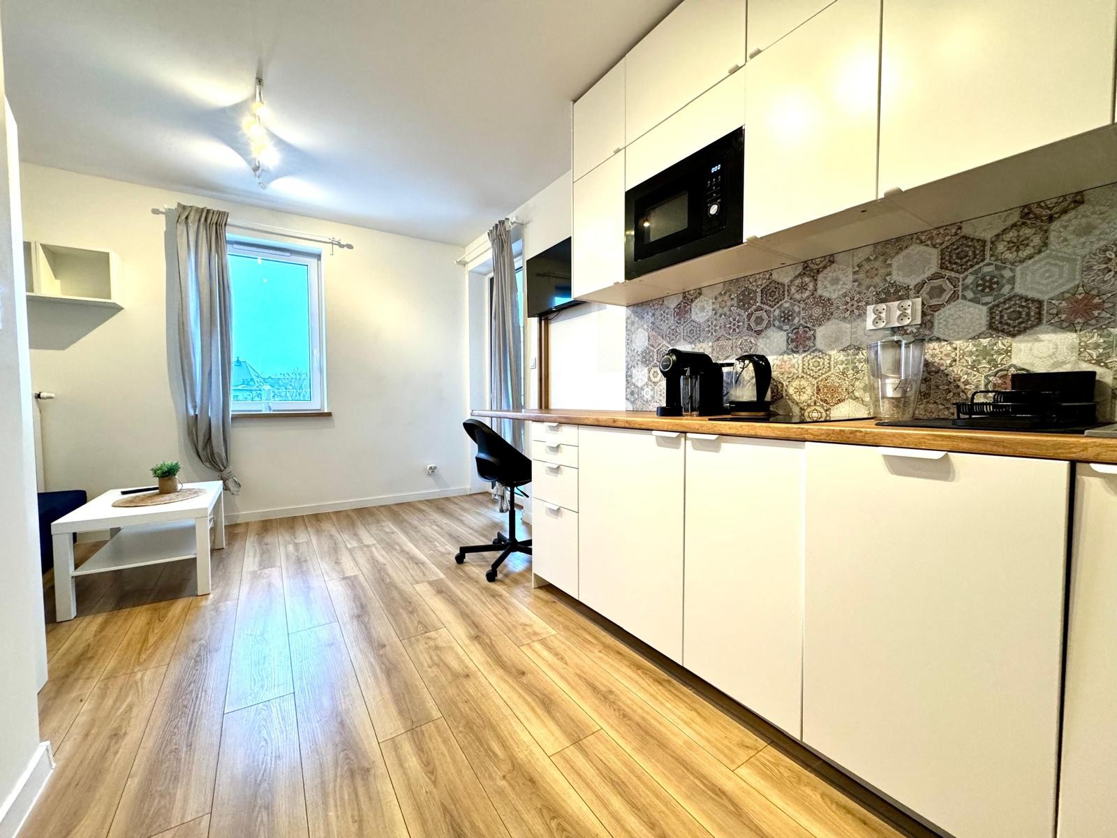 Nowoczesna kawalerka z dużym tarasem – Gliwice, ul. Pszczyńska, Royal Investment - Widok 2