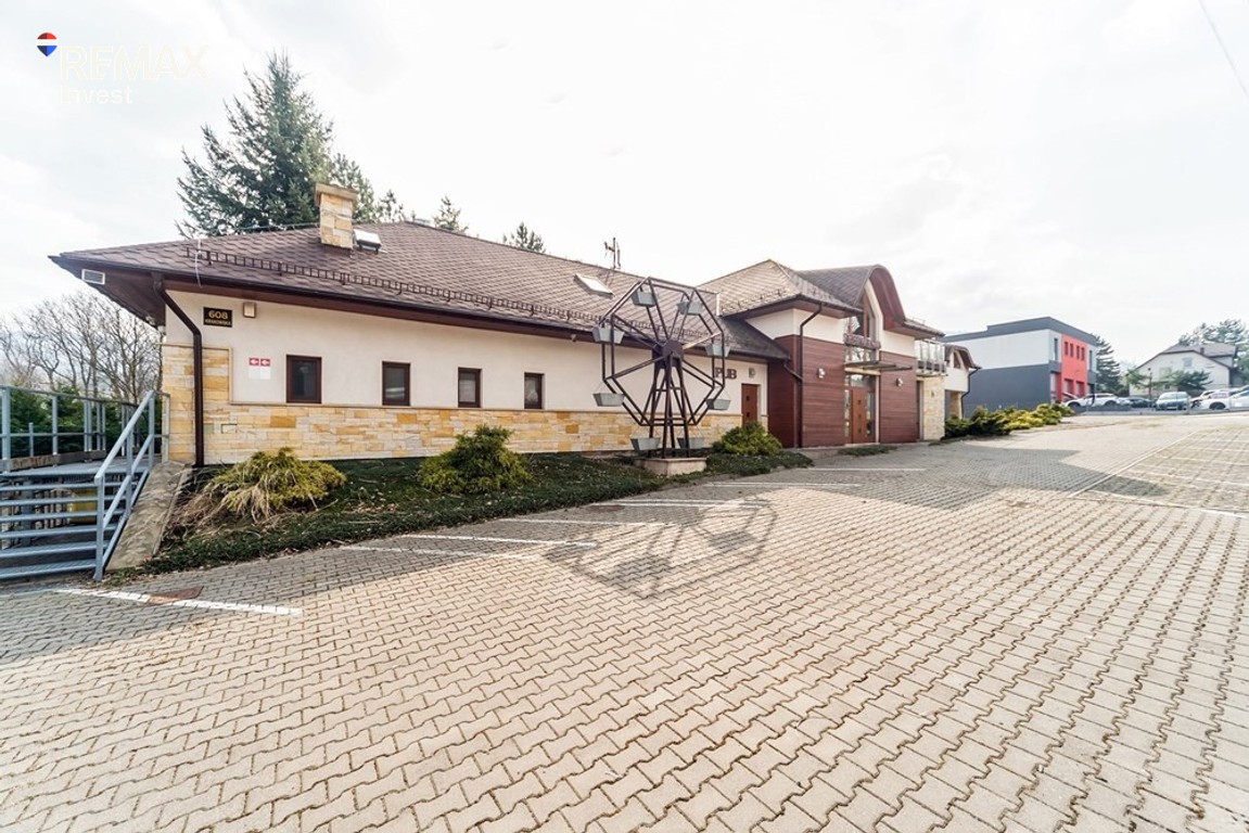 Obiekt hotelowo-restauracyjny w Bielsku Białej - Widok 6