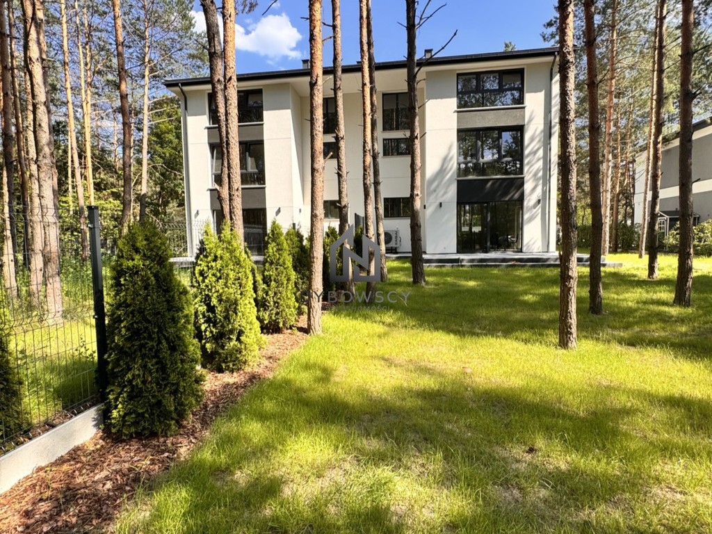 Nowoczesny dom z ogrodem w zielonym Józefowie