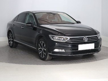 Volkswagen Passat B8 , Salon Polska, Serwis ASO, Skóra, Navi, Klimatronic,-1