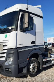 Mercedes-Benz Actros-2