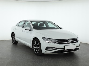 Volkswagen Passat B8 Salon Polska, Automat, VAT 23%, Navi, Klimatronic, Tempomat,-1