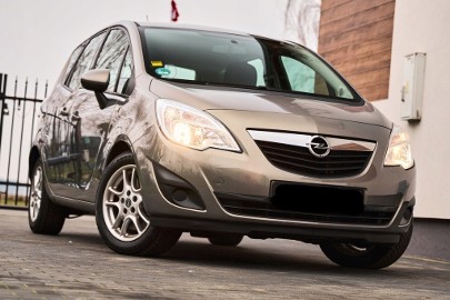 ECOLINE JET BLACK 1.7 110KM (ISUZU) AUTOMAT, KLIMA, ALUFELGI, FLEX