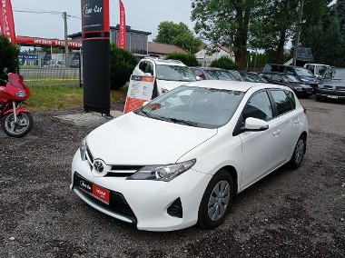 Toyota Auris II-1