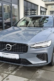 Volvo V60 II Volvo V60 T6 Plug-in AWD R-Design-2