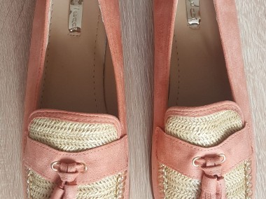 Nowe buty płaskie 39 łososiowe słomkowe zamsz chwościki slip on loafer lords-1