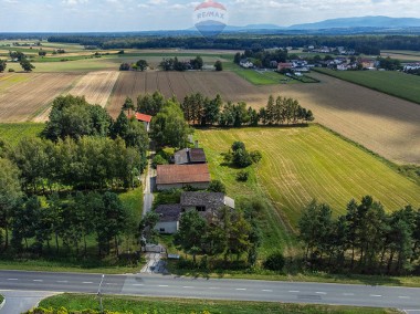 Nieruchomość INWESTYCYJNA z zabudowaniami! 2,3 ha.-1