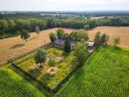 Siedlisko na odludziu, po remoncie, rancho bez sąsiadów, staw, wokół duże lasy