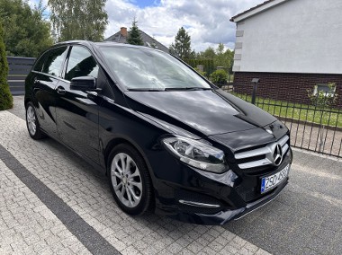 Mercedes B180 NAVI LED Skóra Alu Klimatronik Tempomat-1