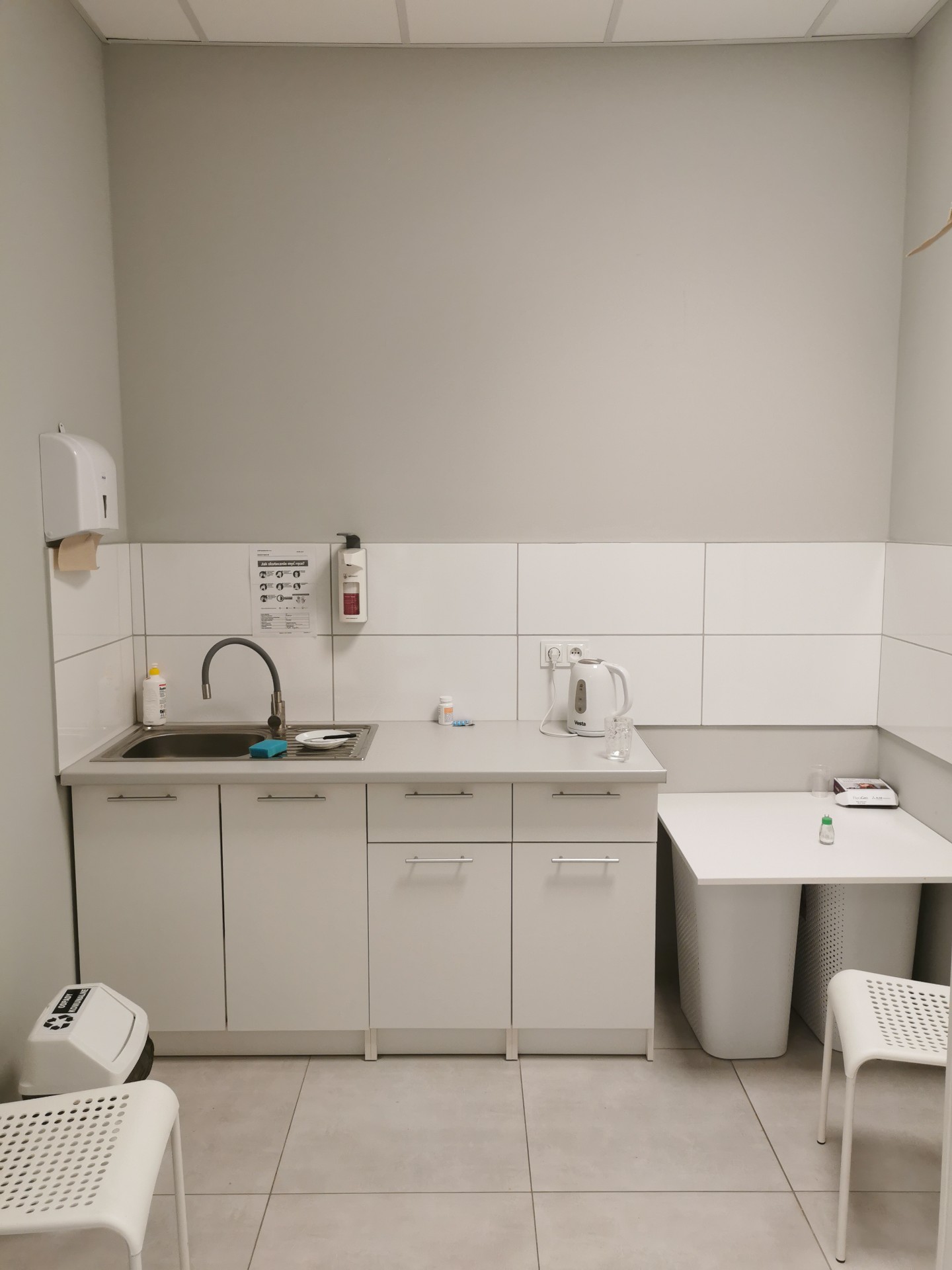 DO WYNAJĘCIA LOKAL HANDLOWO USŁUGOWY O POWIERZCHNI 66 m² . POLECAMY BRANŻY MEDYCZNEJ LUB KOSMETYCZNEJ - Widok 6