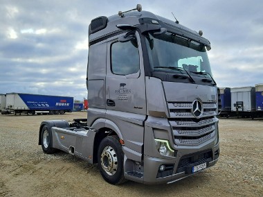 Mercedes-Benz Actros-1