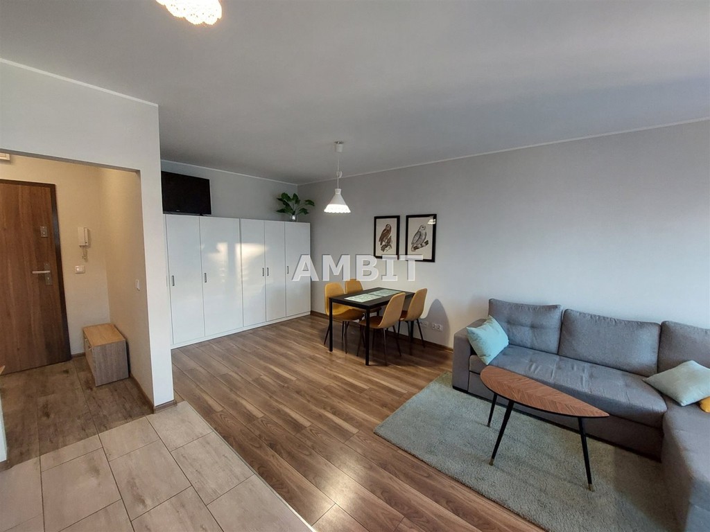 Mieszkanie na wynajem, 44 m² Huby, Jesionowa