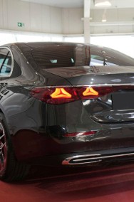 Mercedes-Benz Klasa E 220 d Avantgarde 220 d Pakiet wyposażenia AVANTGARDE Advanced Plus +-2