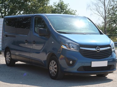 Opel Vivaro , L2H1, 9 Miejsc-1